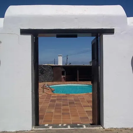 빌라 Sleeps 6 Pool Wifi