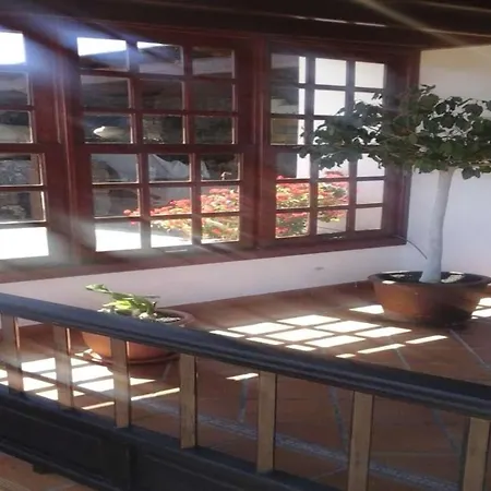 Sleeps 6 Pool Wifi Villa